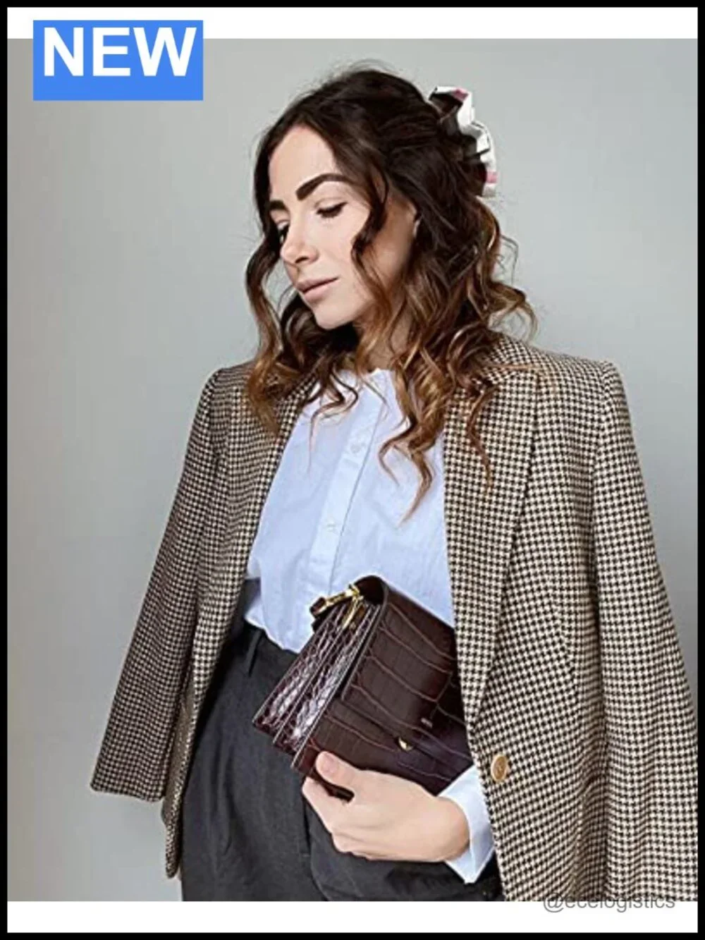 Vegan Leather Mini Flap Crossbody Bag Detachable Strap Push-Lock Closure